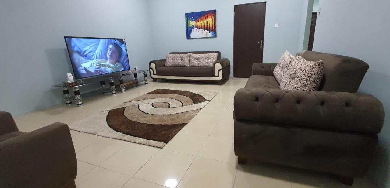 Legon City Mall Short Stay Apartments For Business And Vacation - East Legon 아크라 외부 사진