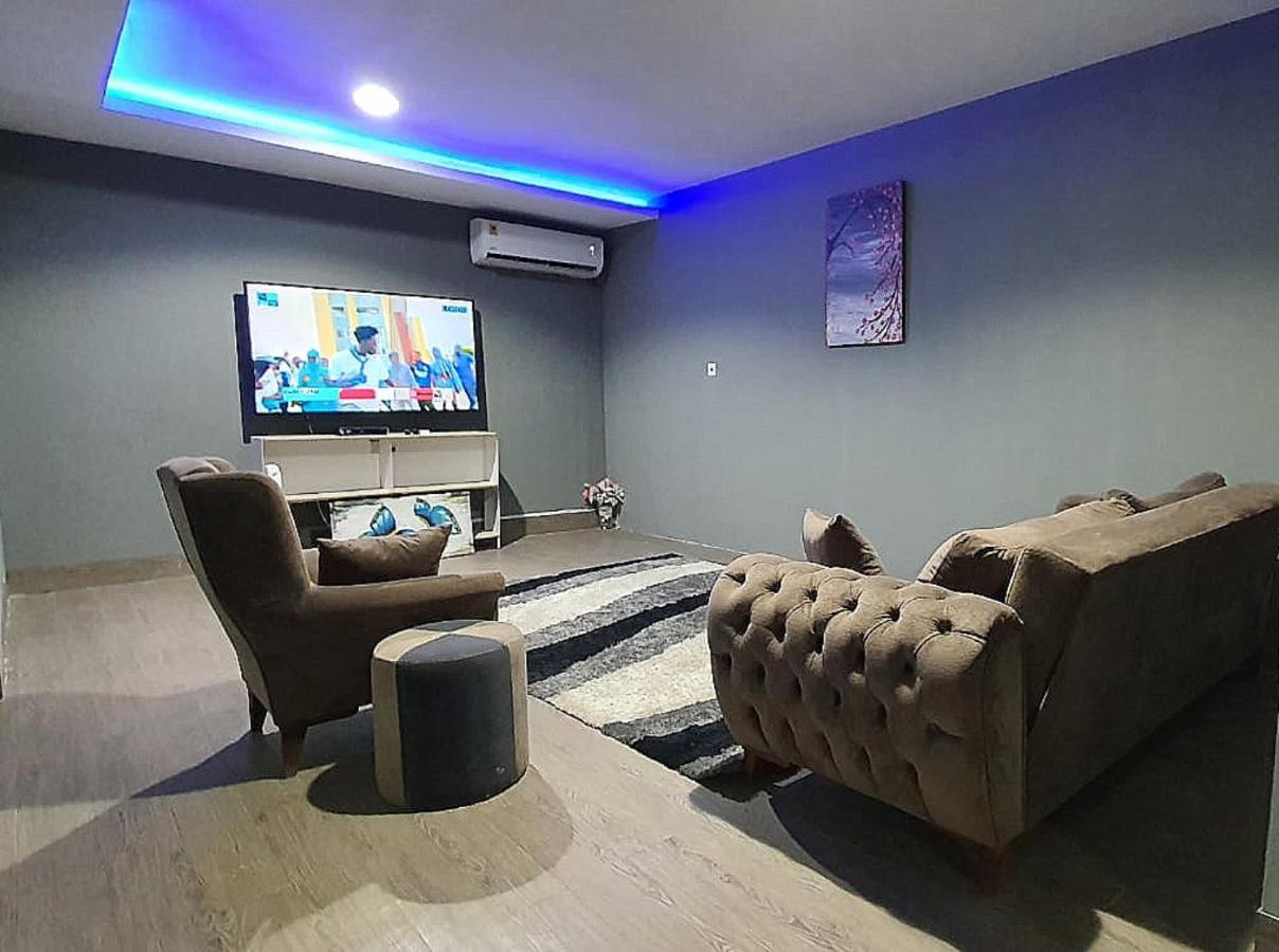 Legon City Mall Short Stay Apartments For Business And Vacation - East Legon 아크라 외부 사진