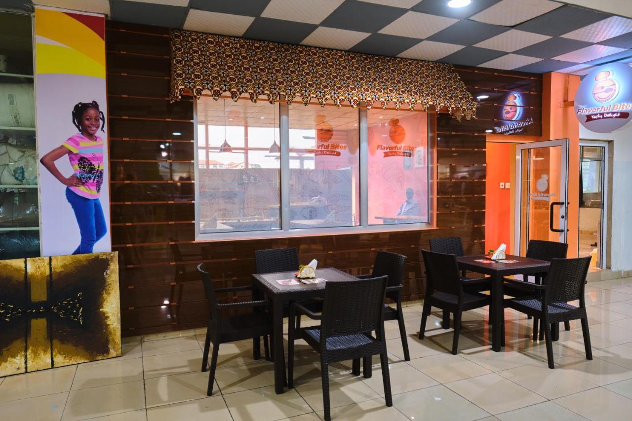 Legon City Mall Short Stay Apartments For Business And Vacation - East Legon 아크라 외부 사진