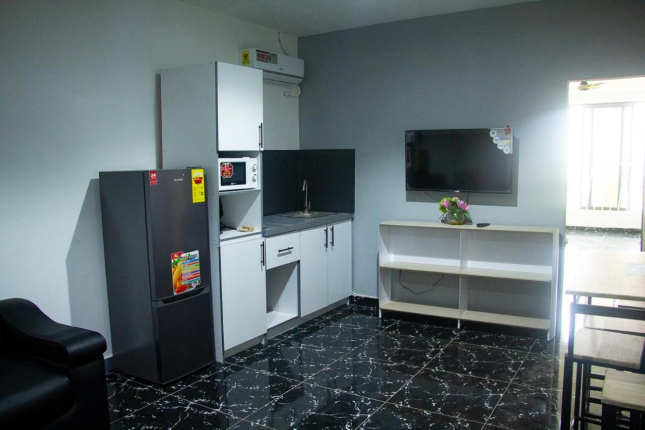 Legon City Mall Short Stay Apartments For Business And Vacation - East Legon 아크라 외부 사진