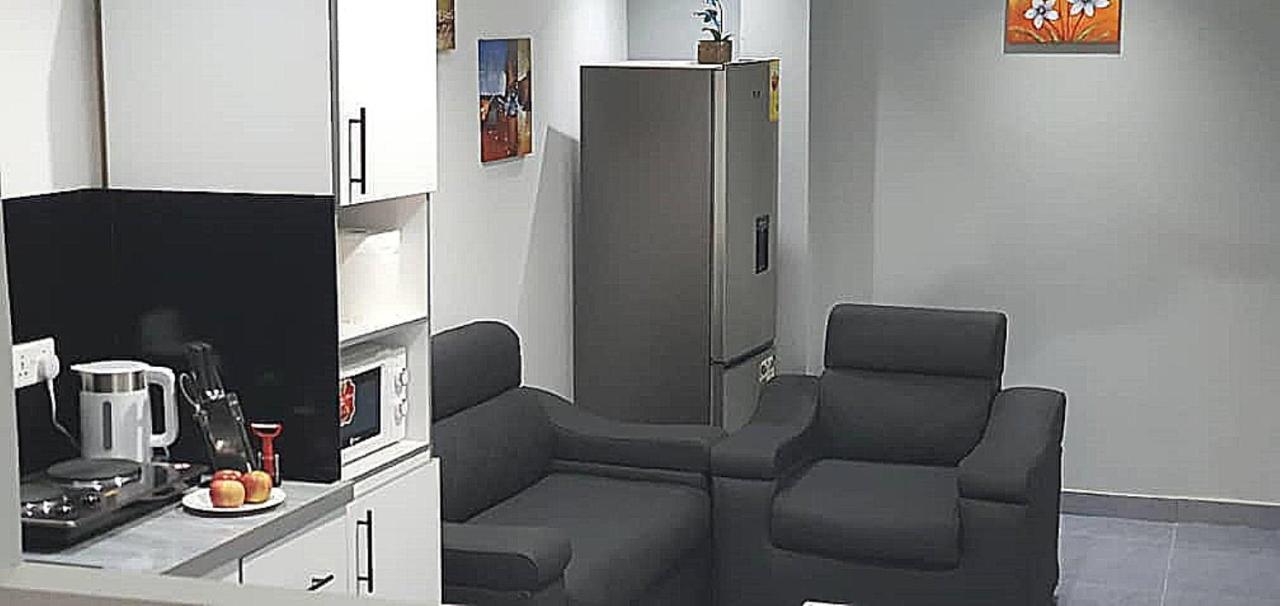 Legon City Mall Short Stay Apartments For Business And Vacation - East Legon 아크라 외부 사진