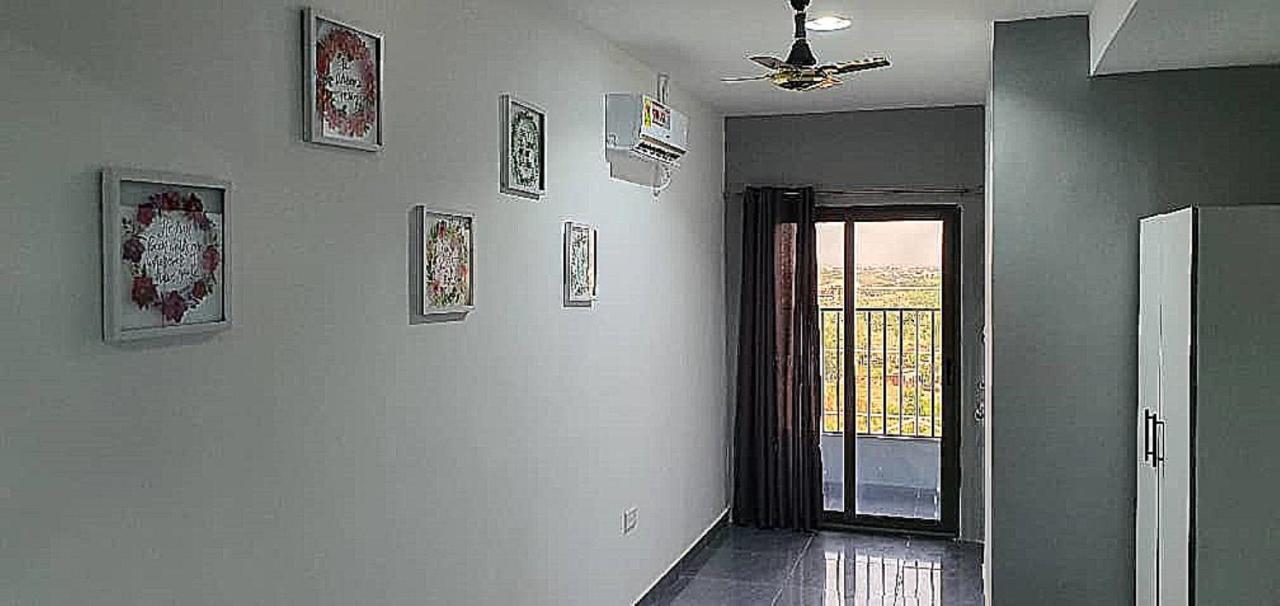 Legon City Mall Short Stay Apartments For Business And Vacation - East Legon 아크라 외부 사진